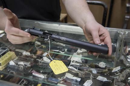 Gun silencers