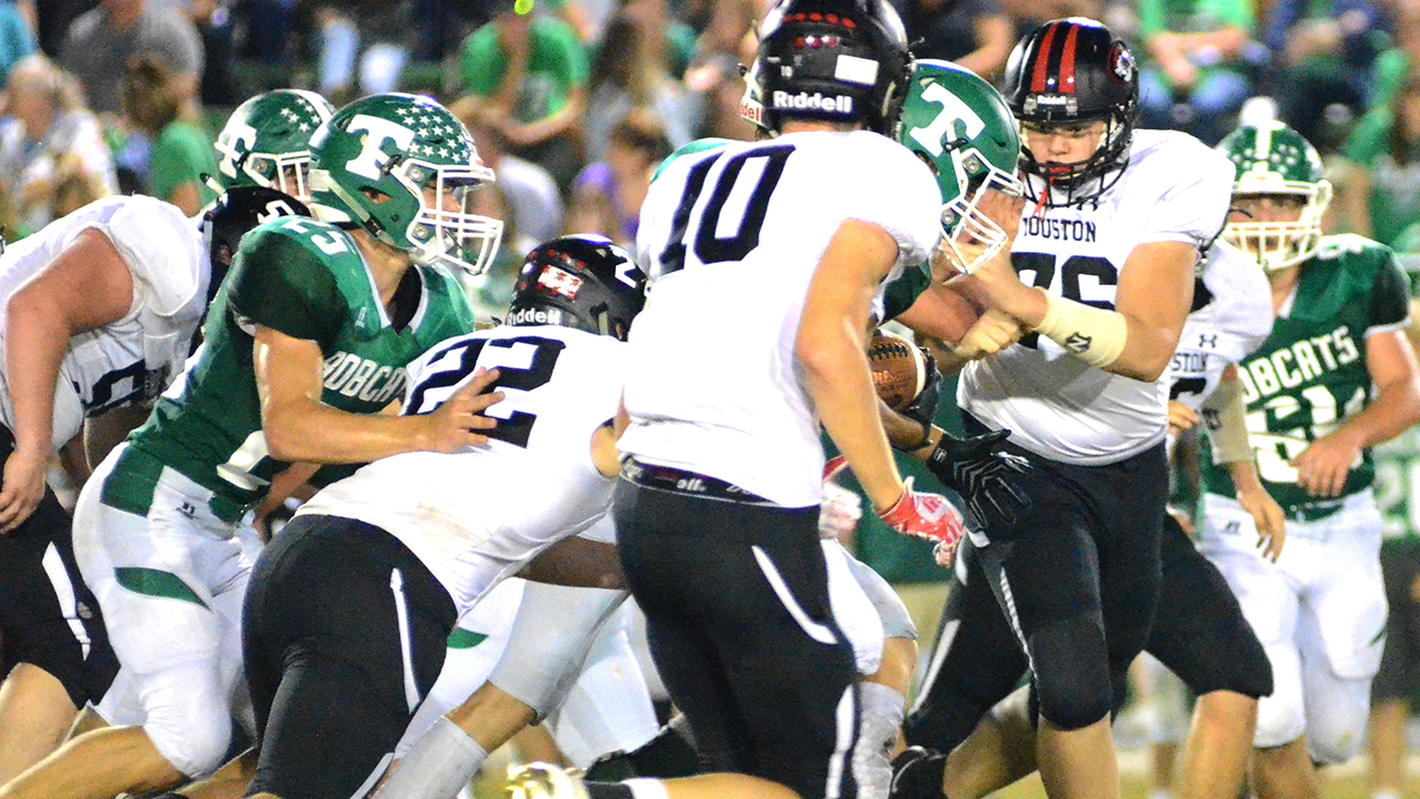 HHS tacklers