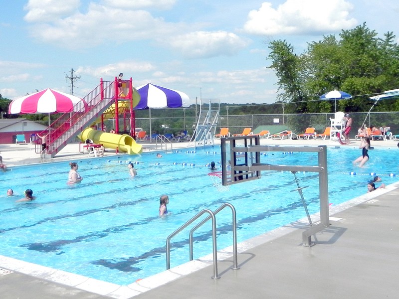 picture at municipal swimming pool