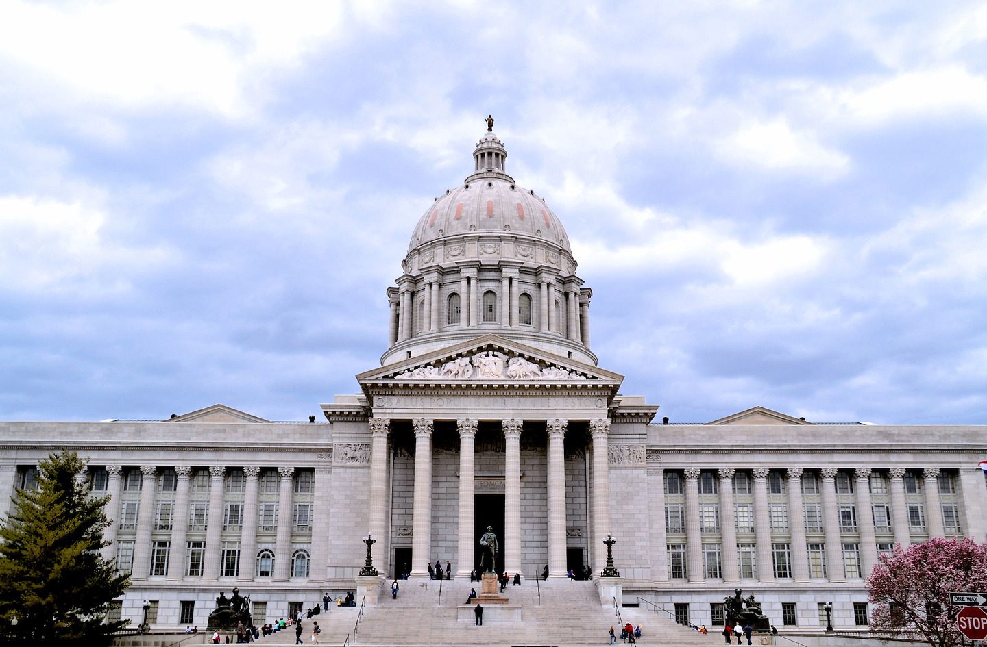 Picture of Missouri capitol