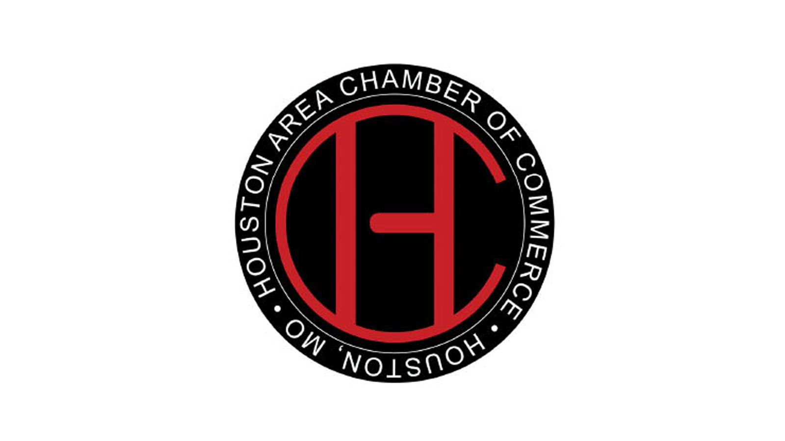 Chamber discusses upcoming events, tensions rise during meeting