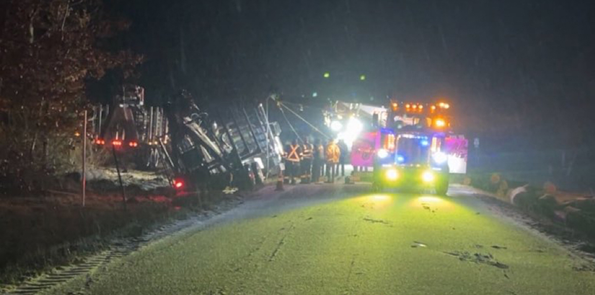 Log truck overturns at Eunice; schools close in the area