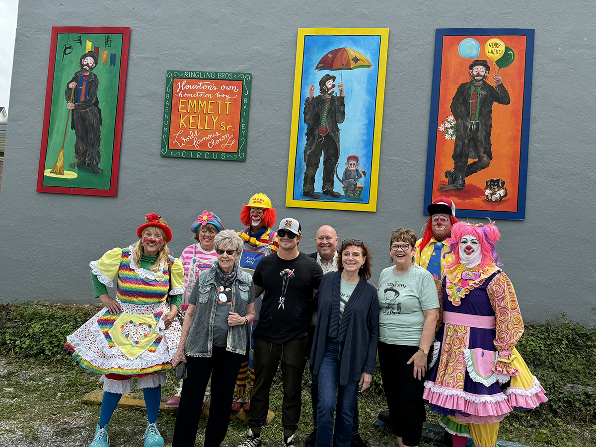 New Emmett Kelly paintings recognized during a ceremony in Houston